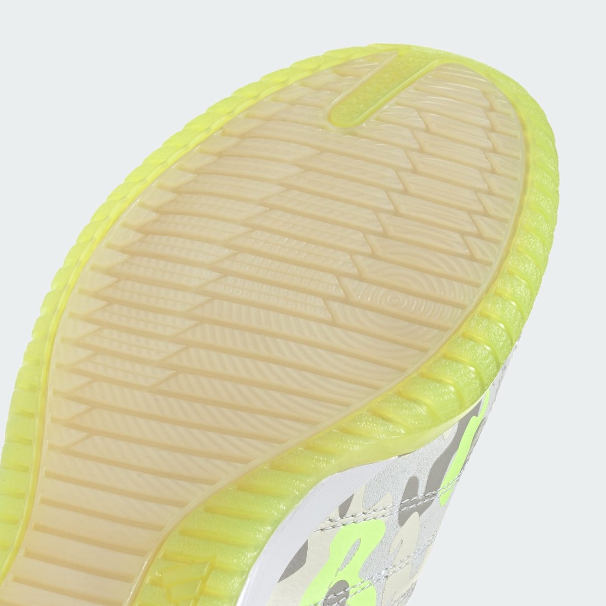Chaussure De Football Indoor Top Sala Competition Ii Chaussure De Football Indoor Top Sala Competition Ii crystal white / hi-res yellow / off white, adidas Performance