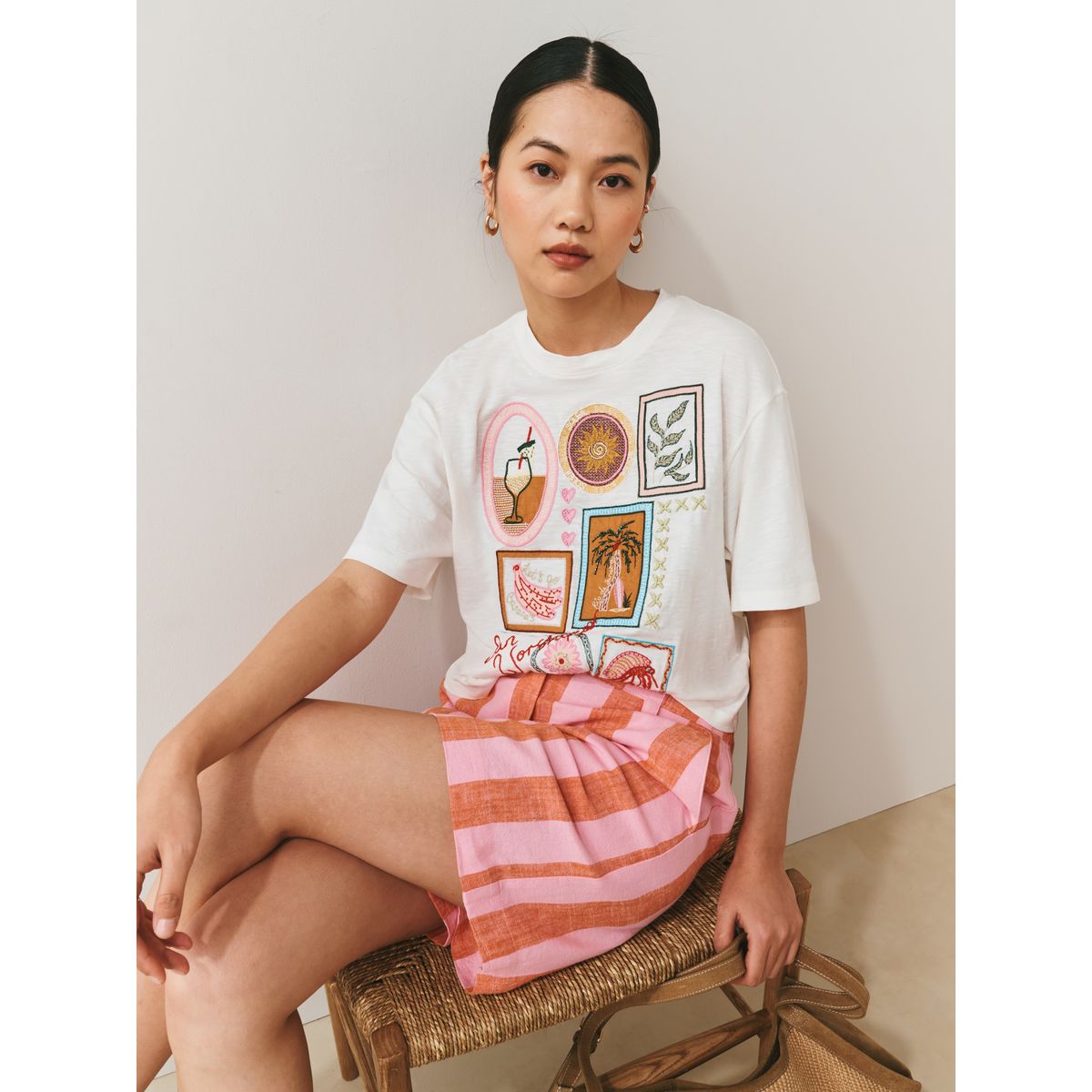 T-shirt à manches courtes avec broderie blanc écru, NEXT