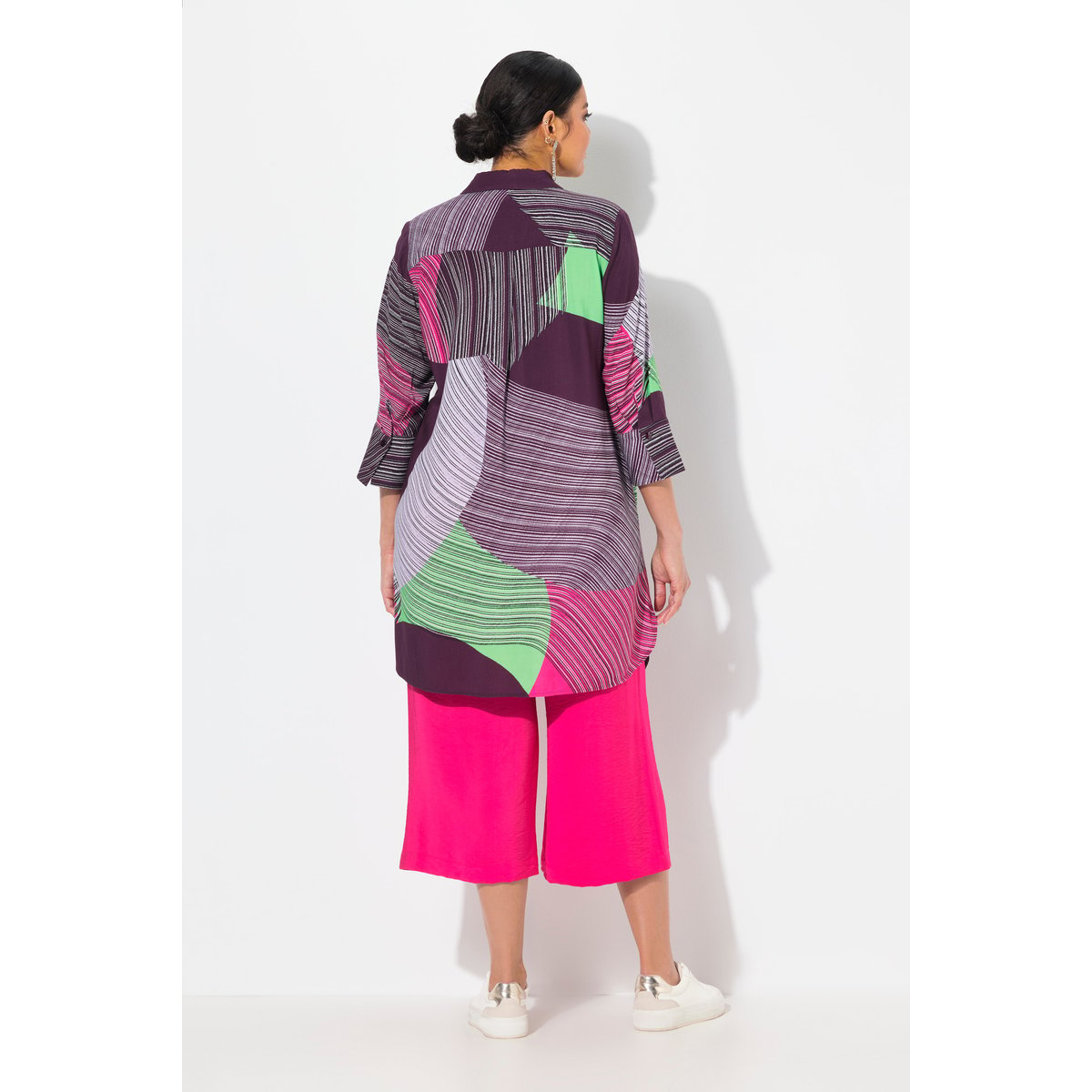 Chemisier coupe évasée longue. Col classique prune foncé, ULLA POPKEN