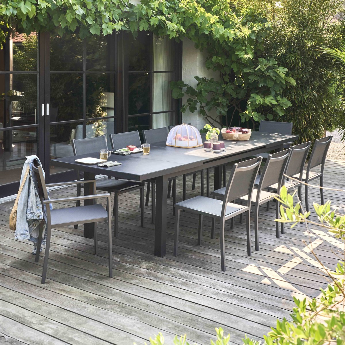 Salon de jardin table extensible 256/320 cm avec 10 assises, ALBI gris, OVIALA
