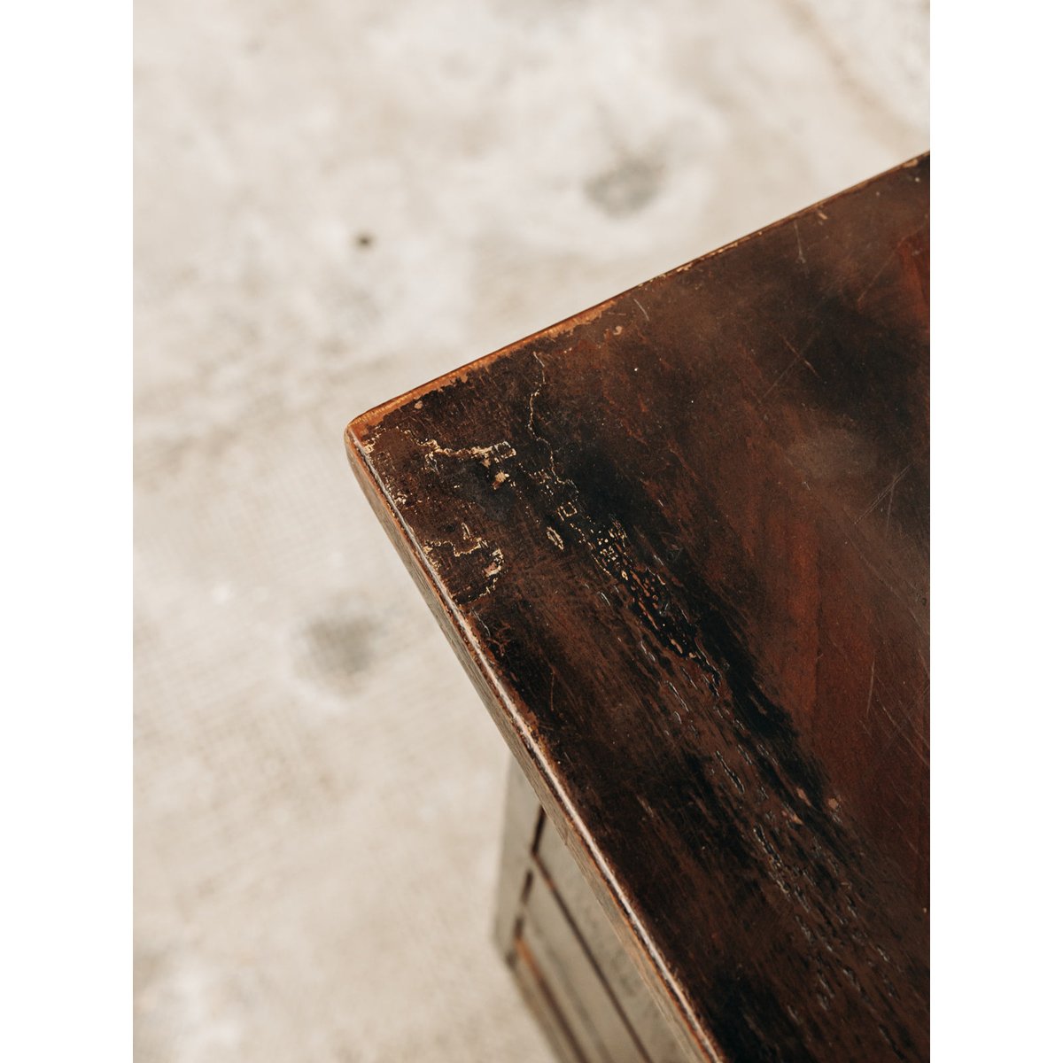 Bureau Bauhaus Yvan N°132 - Bon état bois, DEBONGOUT