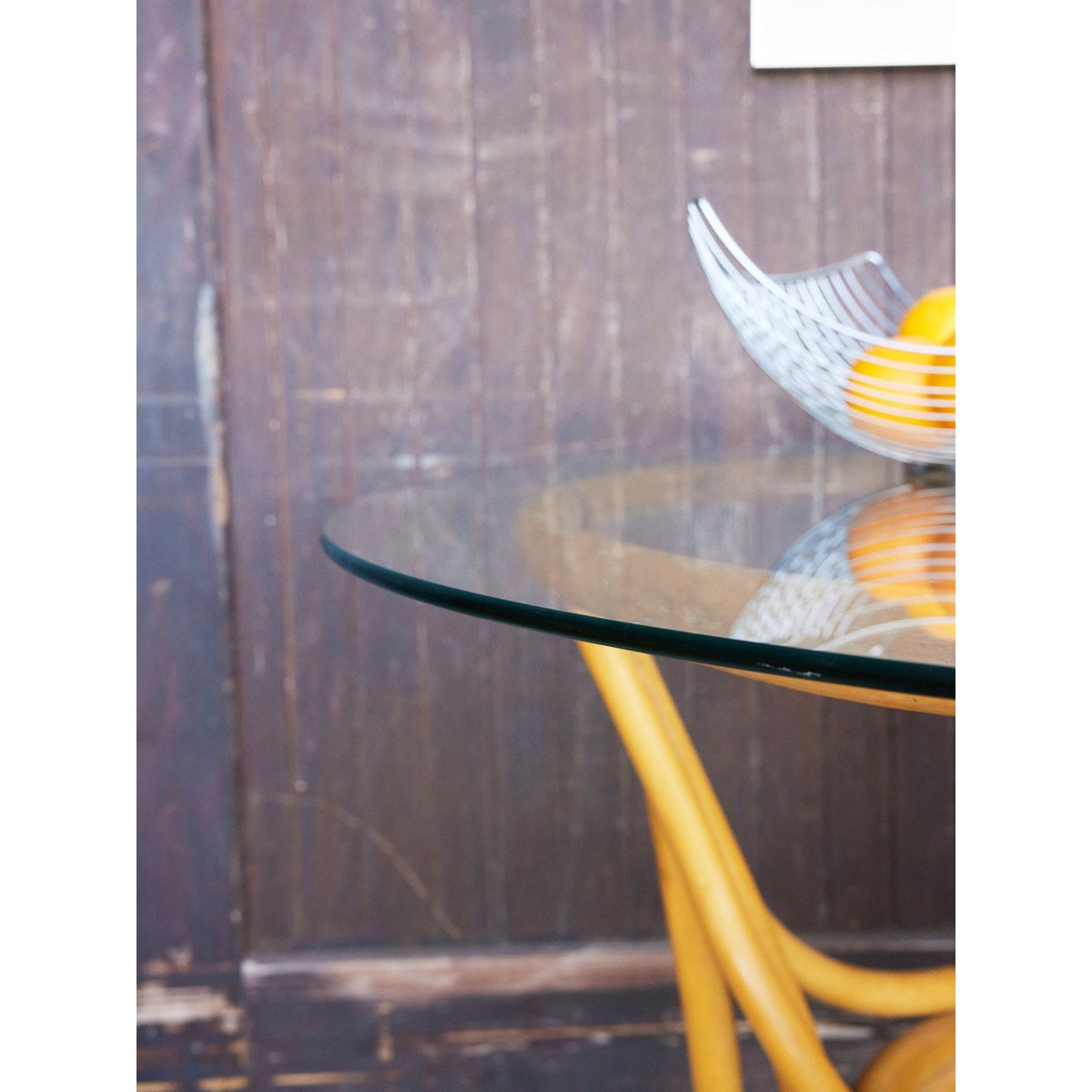 Table à manger 4 personnes en rotin et verre Karla N°1305 - Bon état bois clair, DEBONGOUT