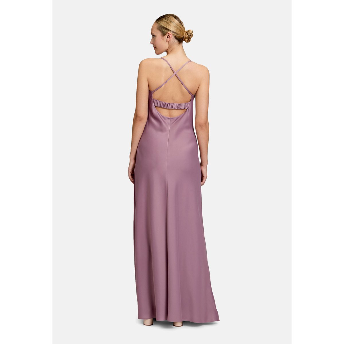 Robe de soirée à encolure bénitier powder lilac, VERA MONT