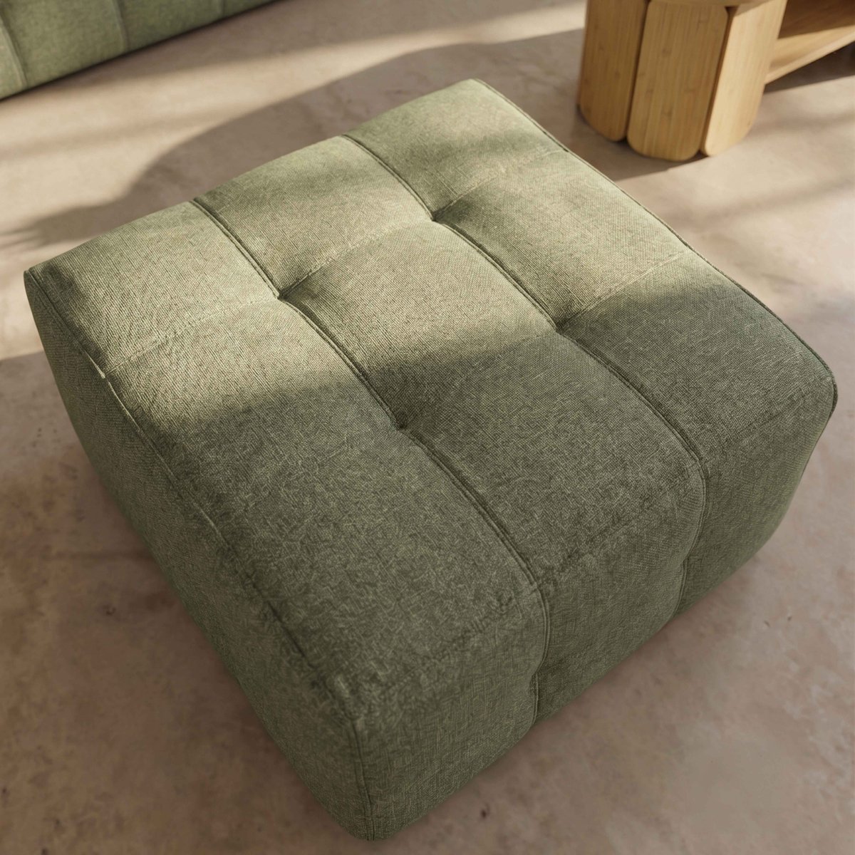 Canapé modulable compressé 5 places en tissu avec pouf et coussins, SNUGGY vert, OVIALA