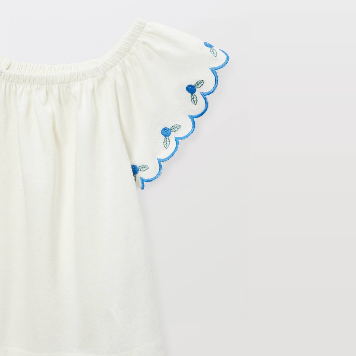 T-shirt manches courtes brodé en coton BIO GOTS porcelaine, BOUT'CHOU