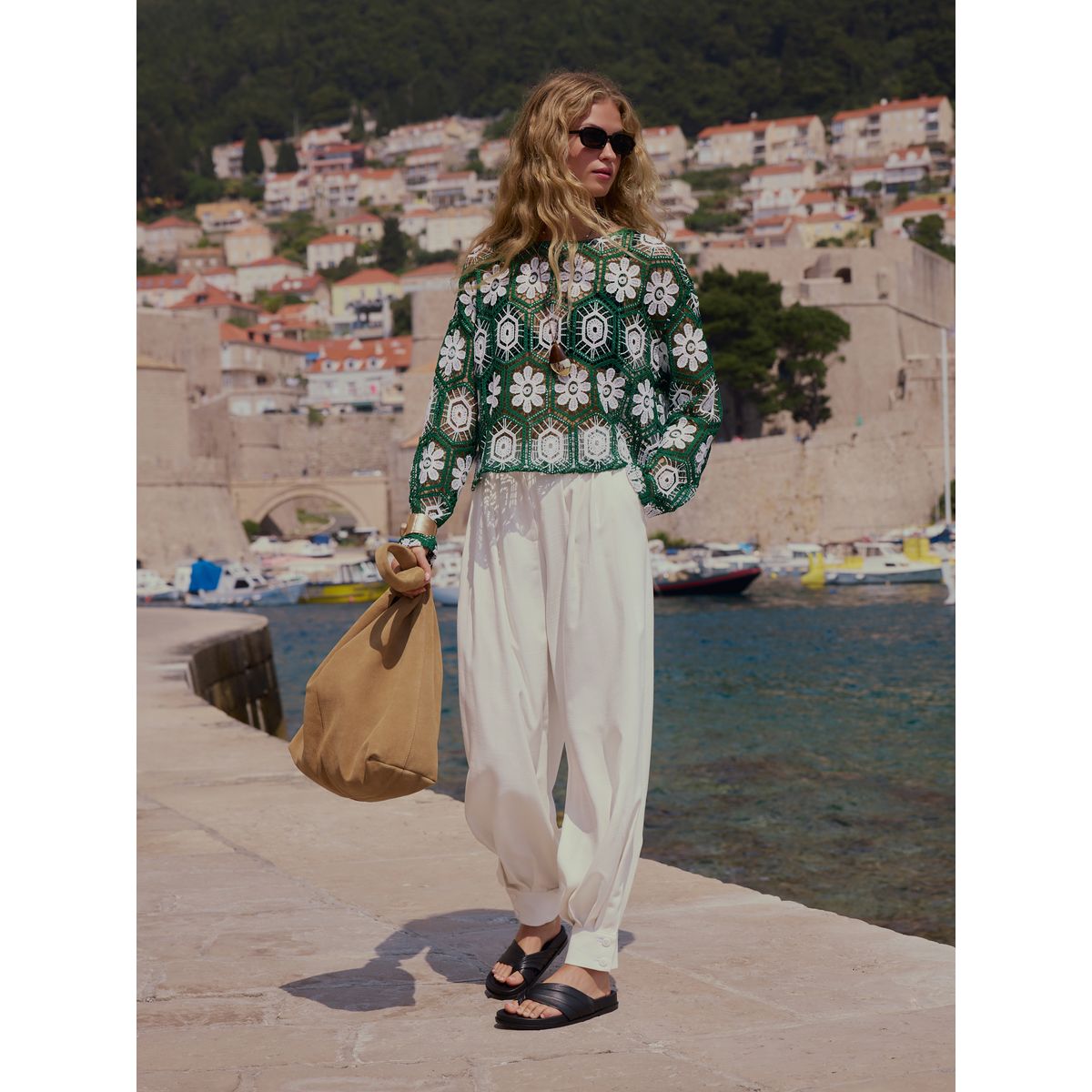 Pantalon ajusté à jambes bouffantes écru, NEXT
