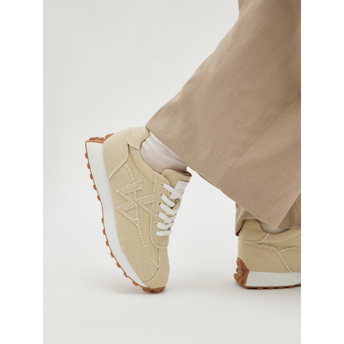Baskets avec semelle running FLOW Staple beige, VANESSA WU