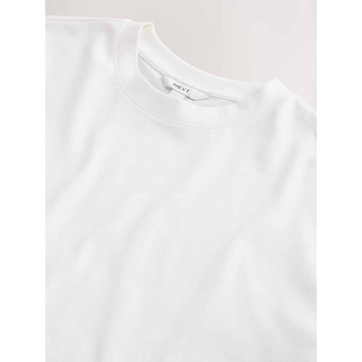 T-shirt à manches courtes et ourlet dentelle écru, NEXT