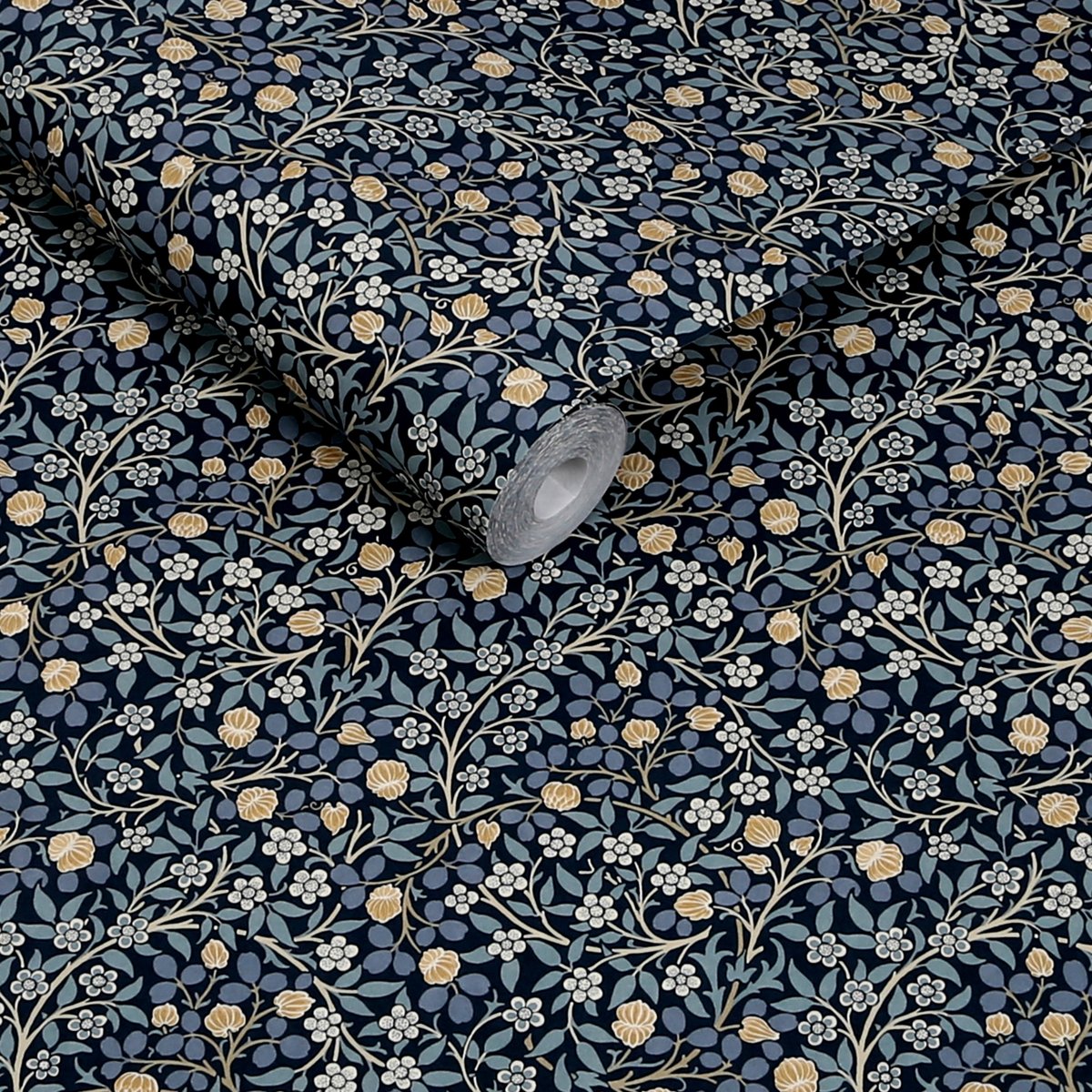 Papier peint fleuri Clover Midnight bleu, ocre, beige, WILLIAM MORRIS AT HOME