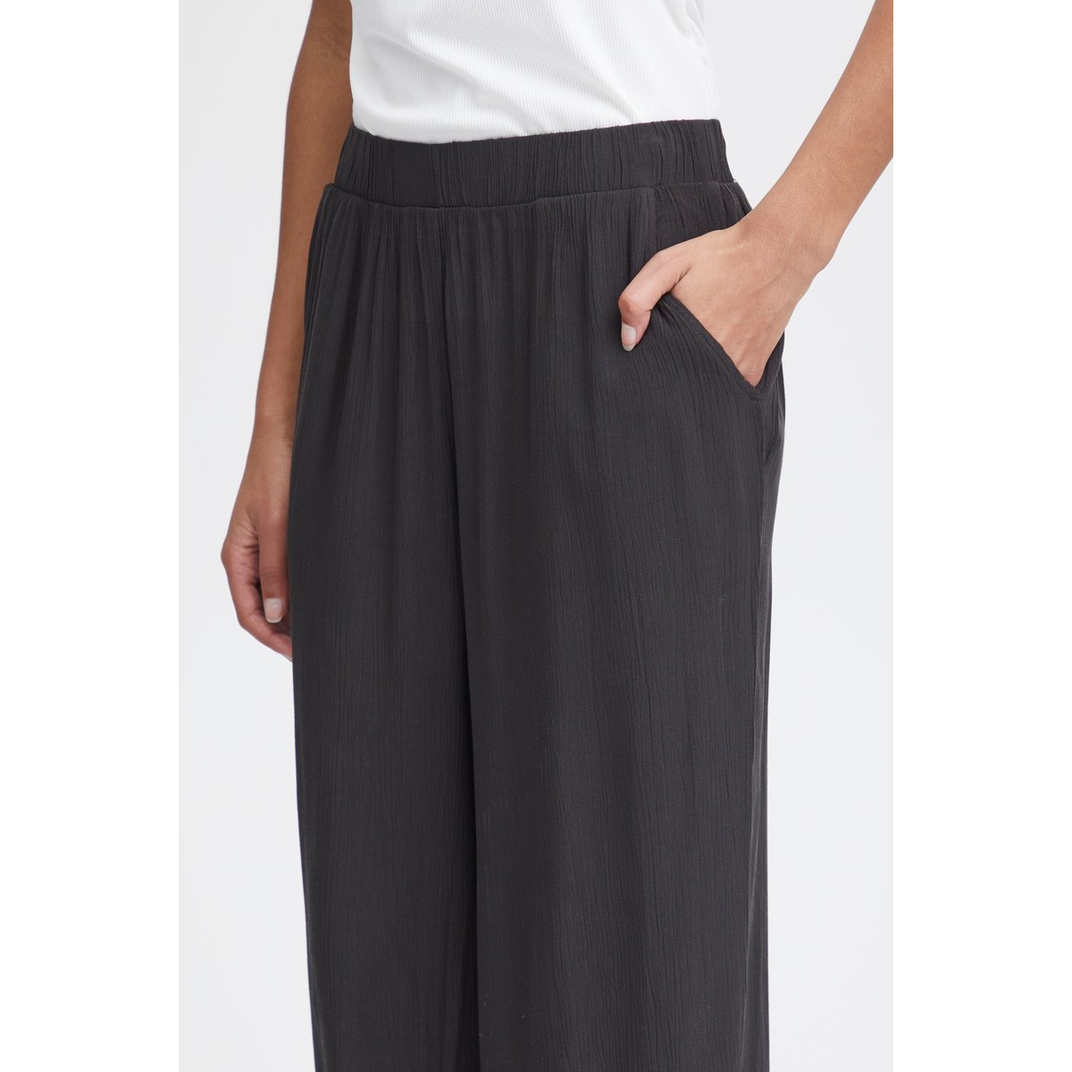 Pantalon coupe large, taille élastiquée noir, ICHI
