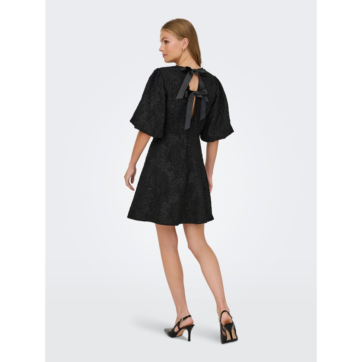 Robe black 1, JDY