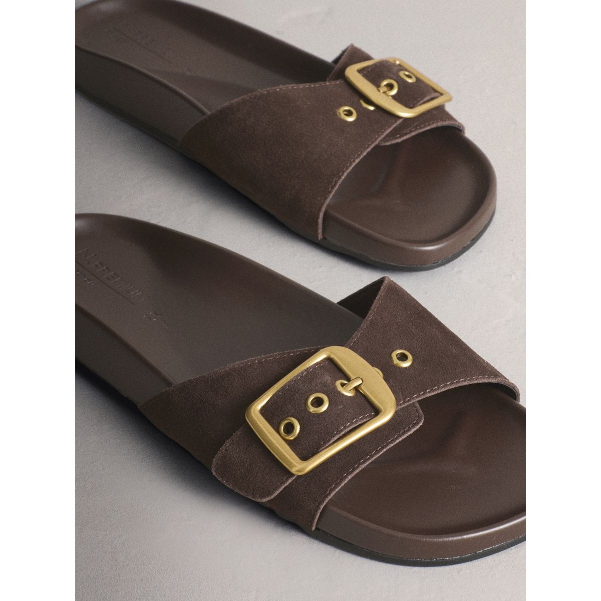 Sandales à assise moulée et bride n. premium daim brun chocolat, NEXT