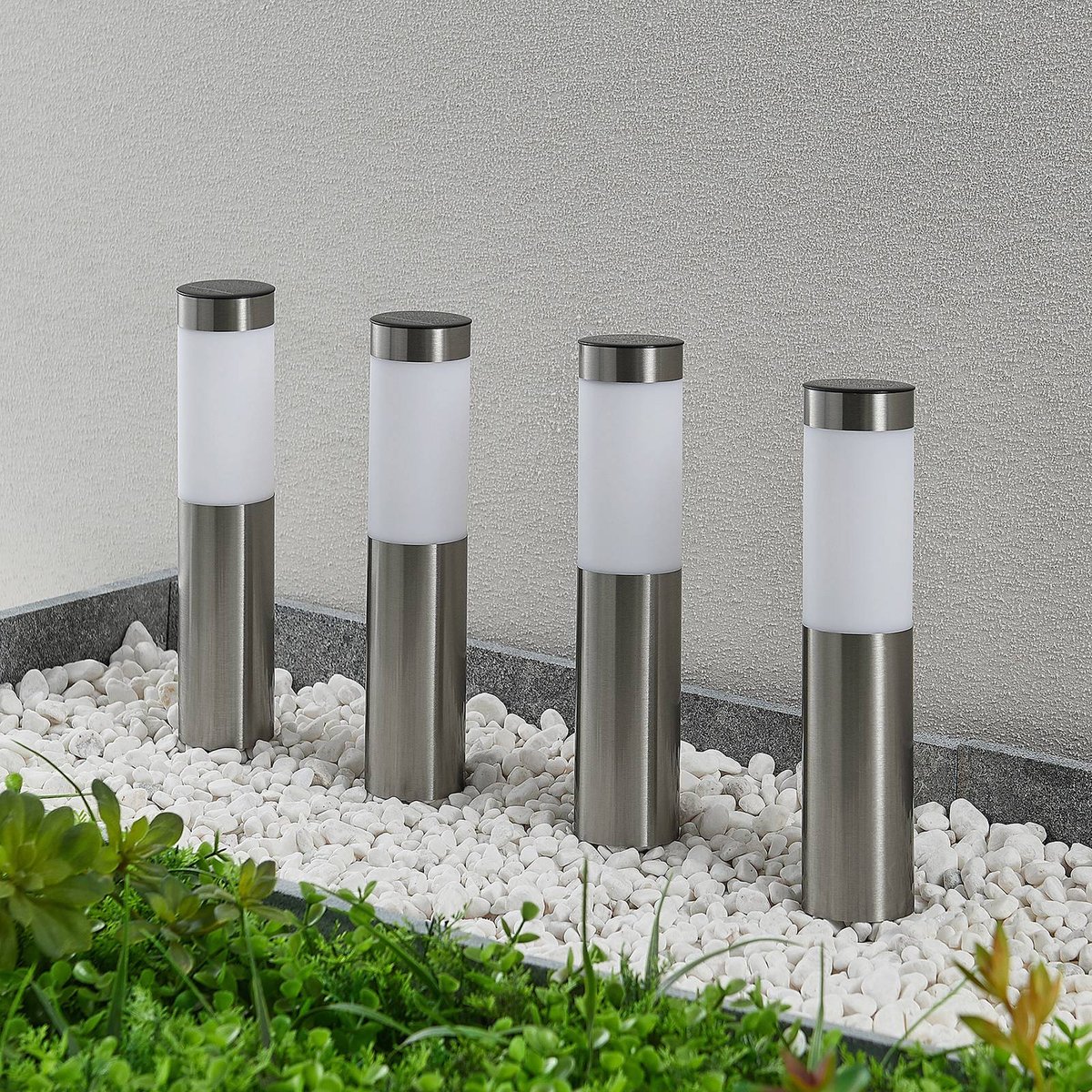 Lampe solaire en inox moderneLED, Sirita argent, blanc opalin, LINDBY