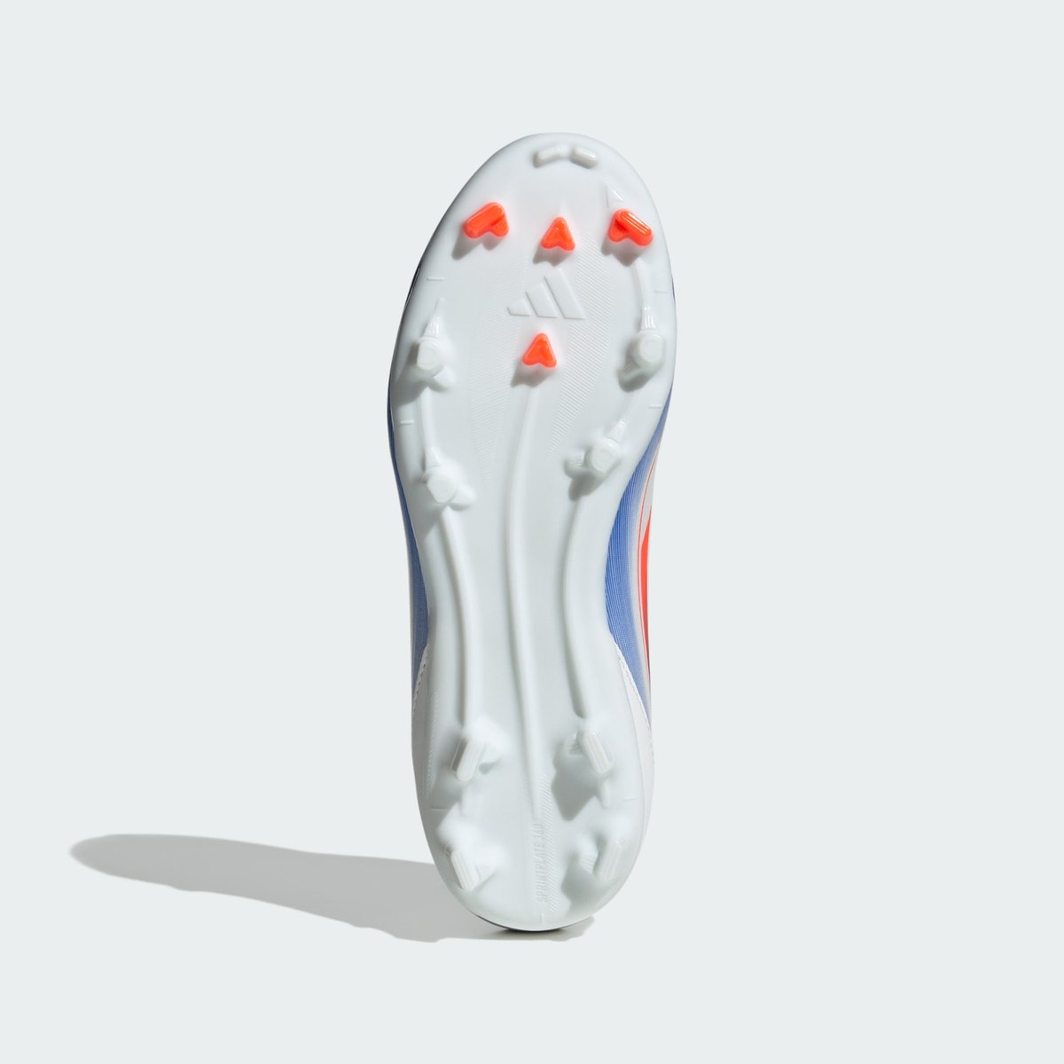 Chaussure à crampons F50 League Terrain souple/Multi-surfaces Enfants cloud white / solar red / lucid blue, adidas Performance