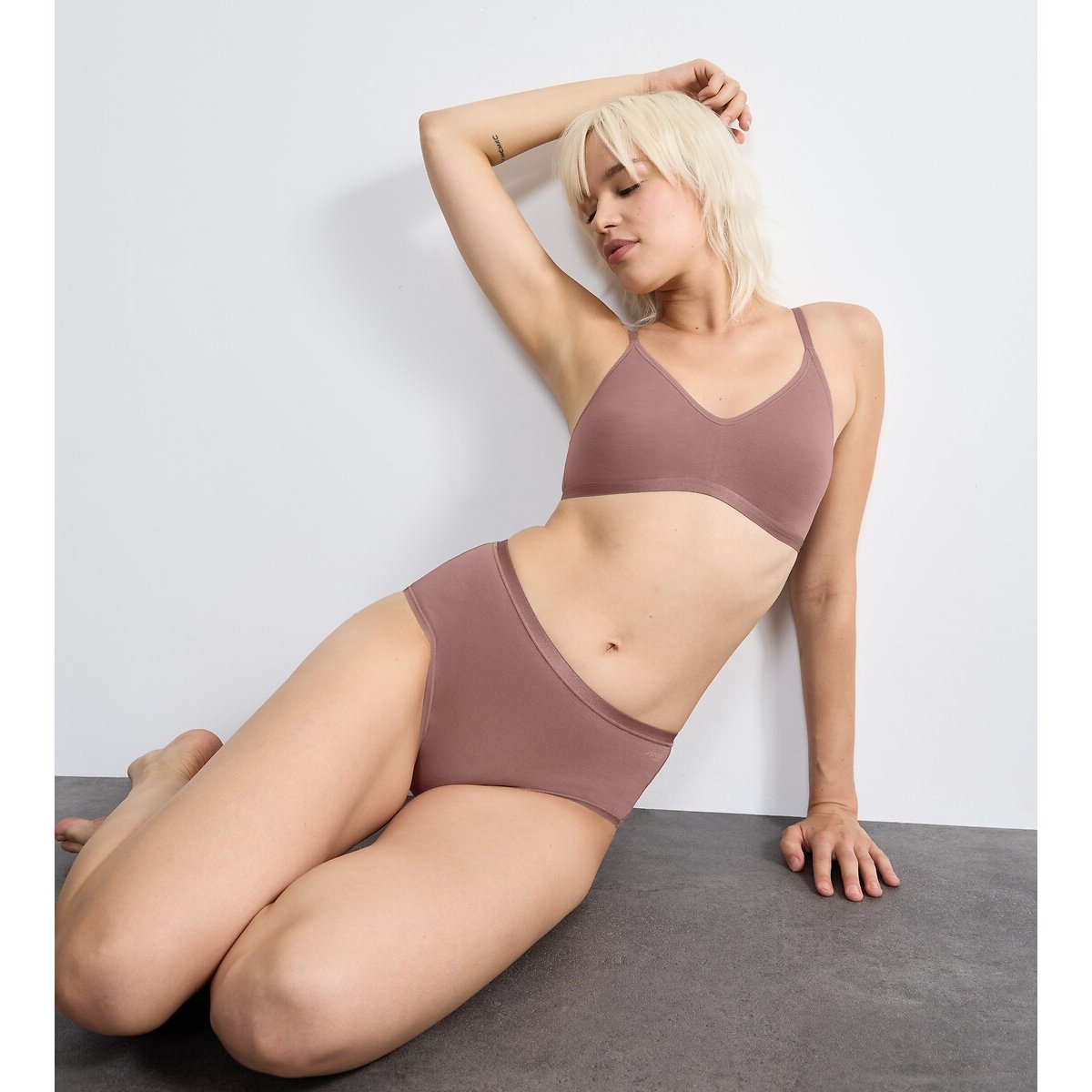 BH zonder beugels Go Daily Cotton cacao, SLOGGI