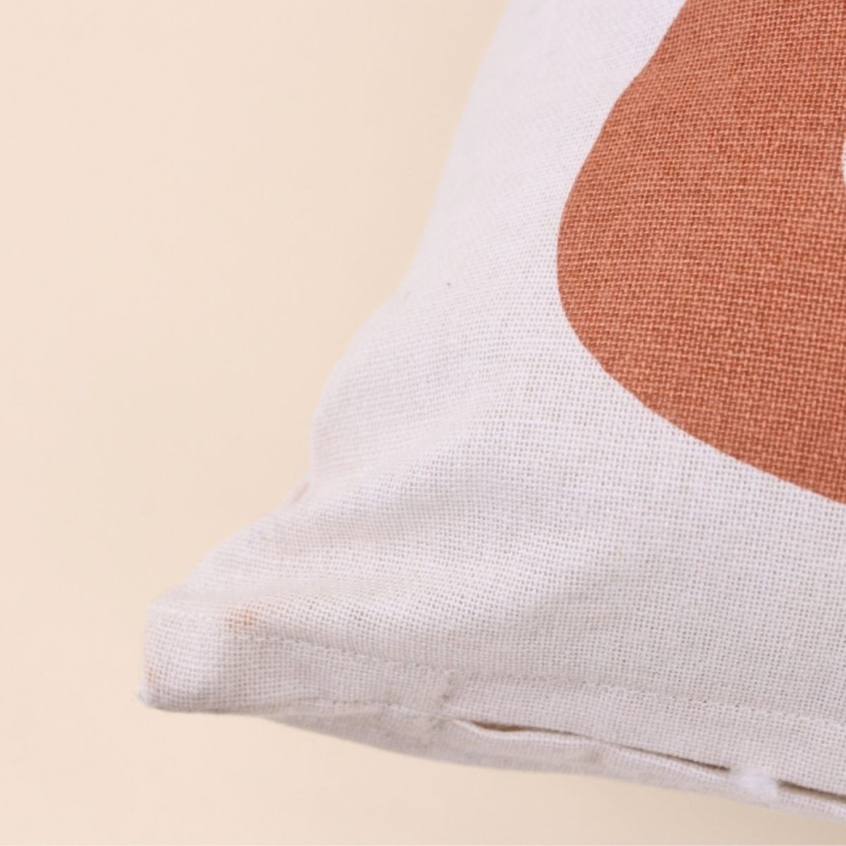 Coussin motifs géométriques 40cm blanc, ORNAMI