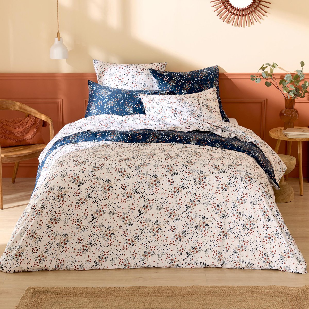 Drap plat satin de coton 110 fils motif floral blanc, TRADILINGE