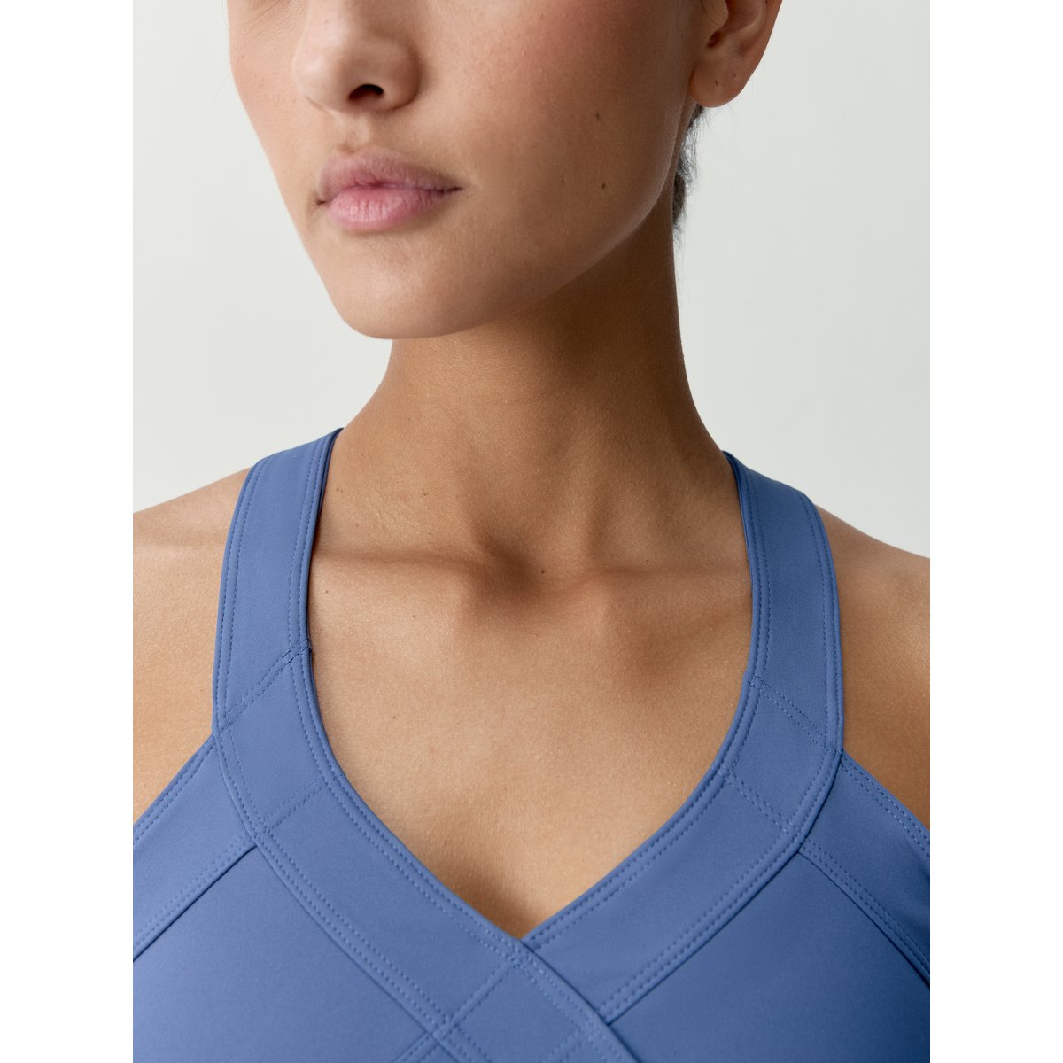 Brassière de sport femme Umay Maintien moyen bretelles coussinets amovibles bleu saphir, BORN