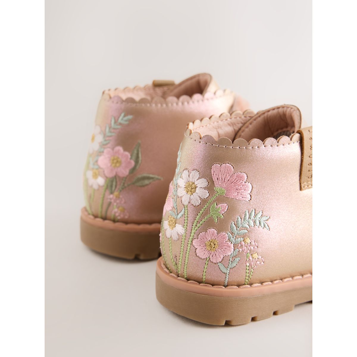 Bottines à lacets rose motif fleurs, NEXT