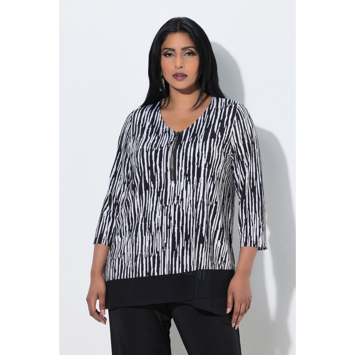 T-shirt rayé au tombé fluide noir, ULLA POPKEN