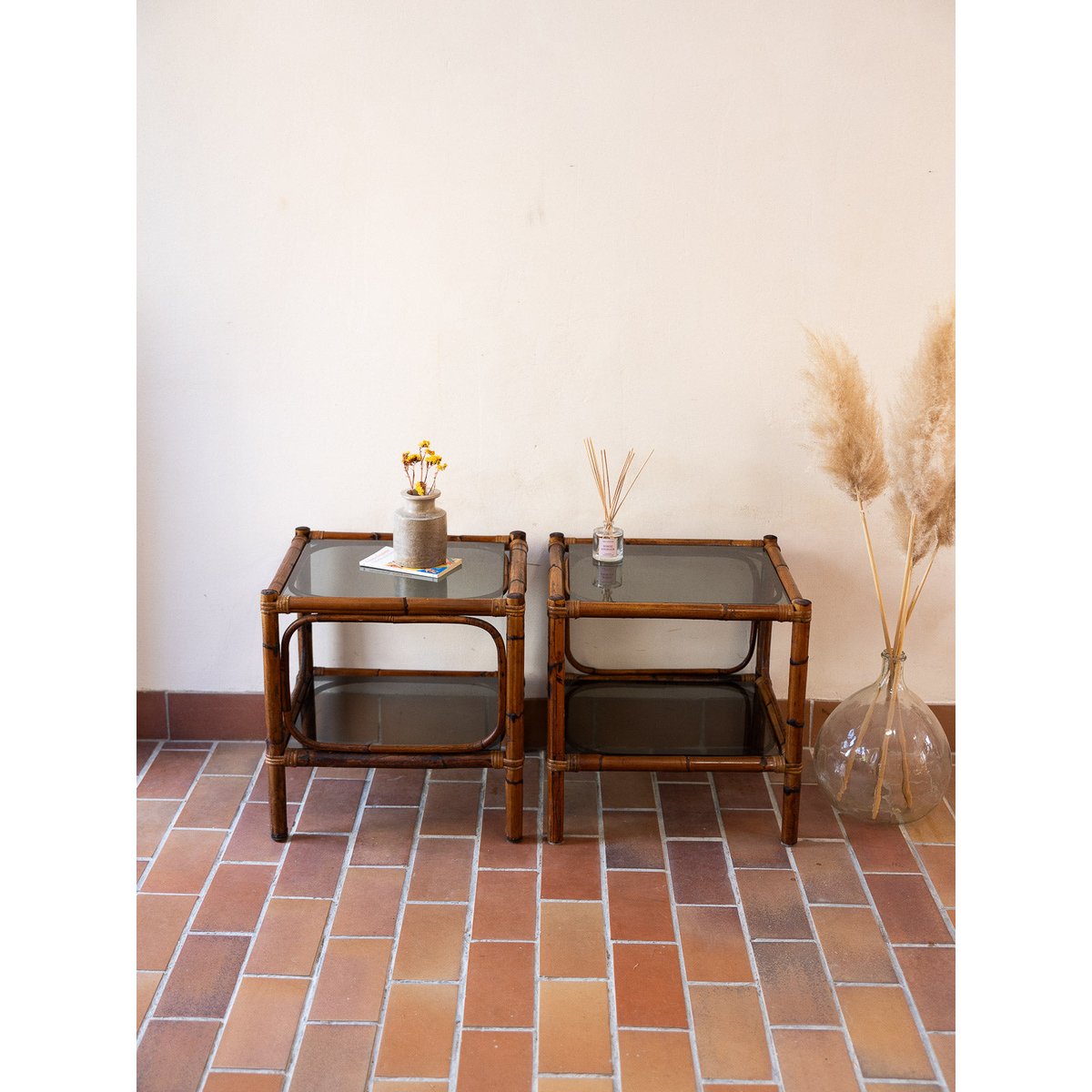 Paire de tables de chevets en rotin Odile N°1540 - Bon état marron, DEBONGOUT