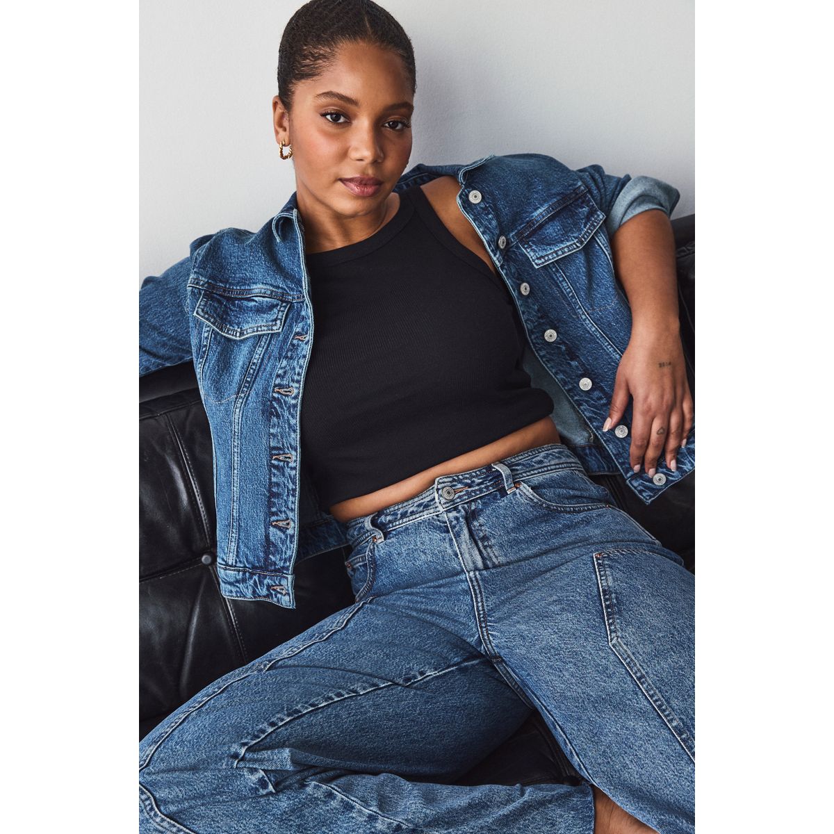 Veste cintrée en denim à buste plus large bleu foncé, NEXT