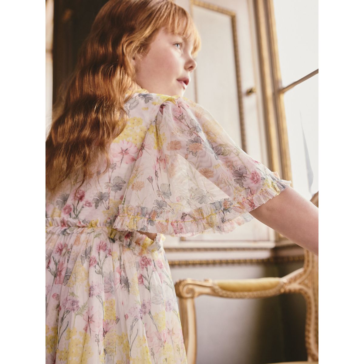 Robe habillée en mesh fleurie et manches ange jaune, NEXT