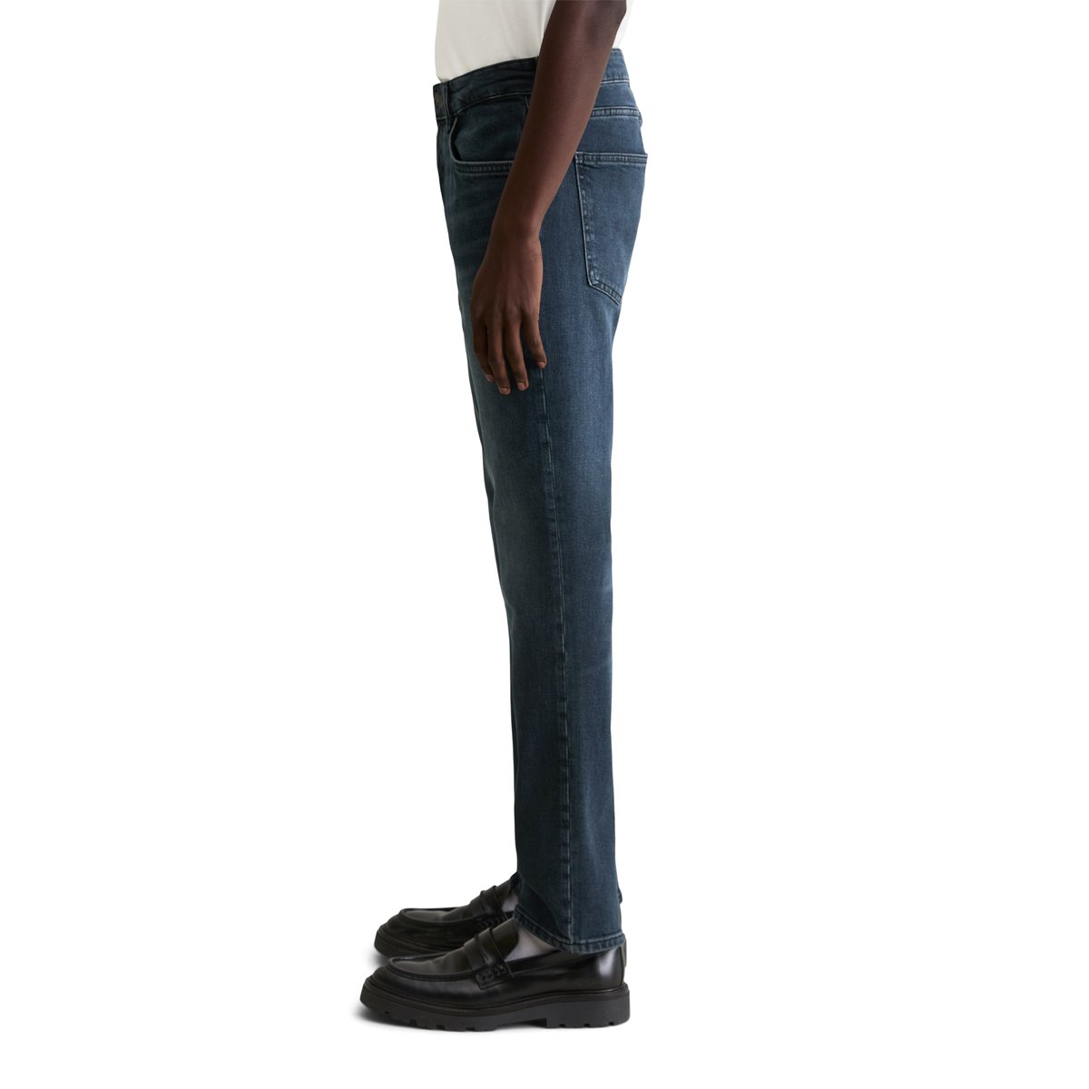 Jeans modèle Vidar slim en mélange de coton bio de haute qualité bleu foncé, MARC O’POLO DENIM