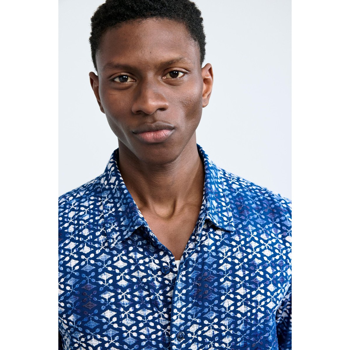 Chemise à imprimé géométrique bleu, DESIGUAL