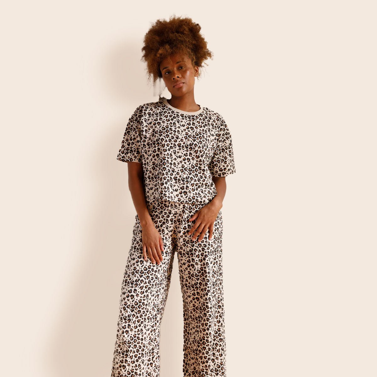 Pyjama long coton beige motifs léopard, WE ARE JOLIES