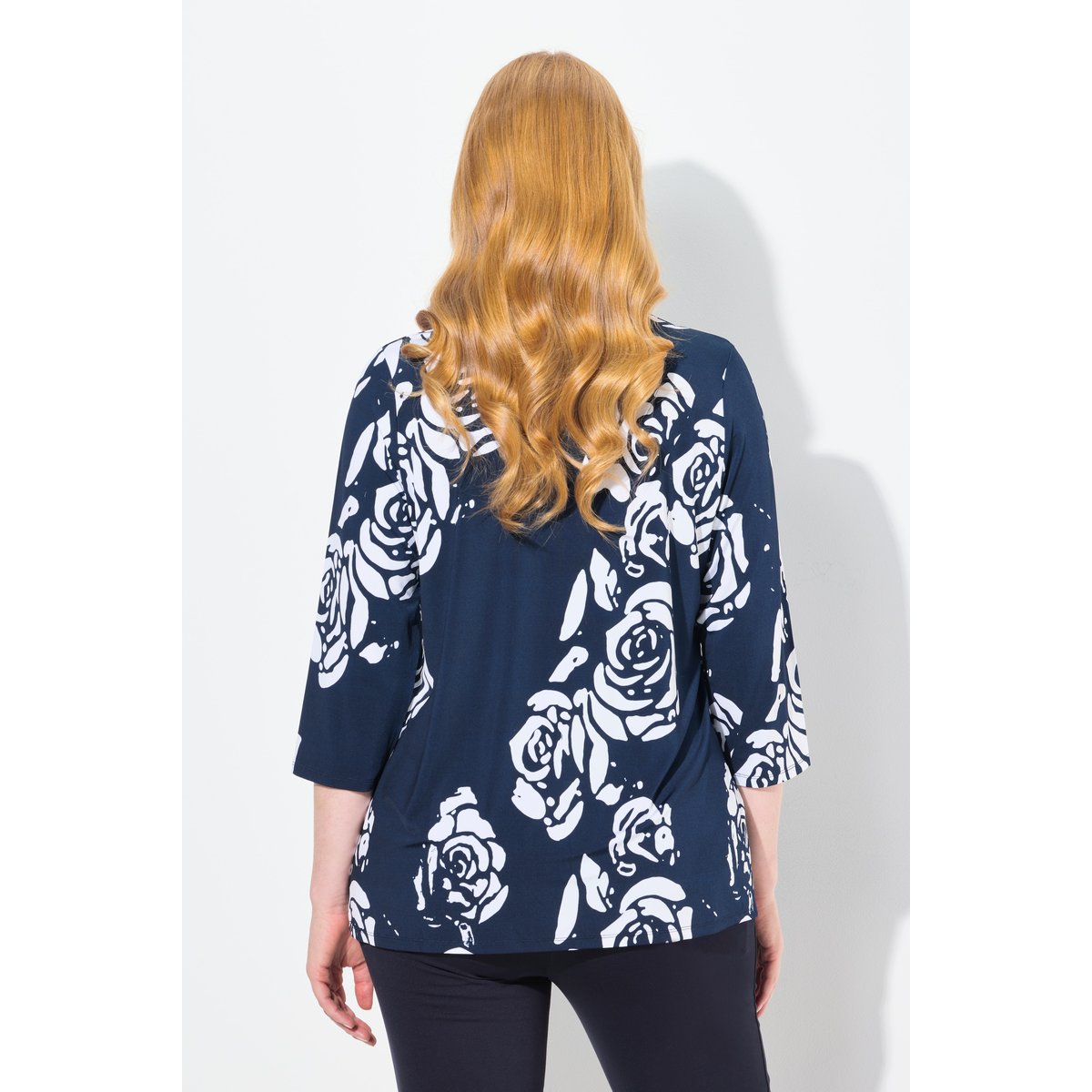 T-shirt fluide, imprimé grandes fleurs marine, ULLA POPKEN