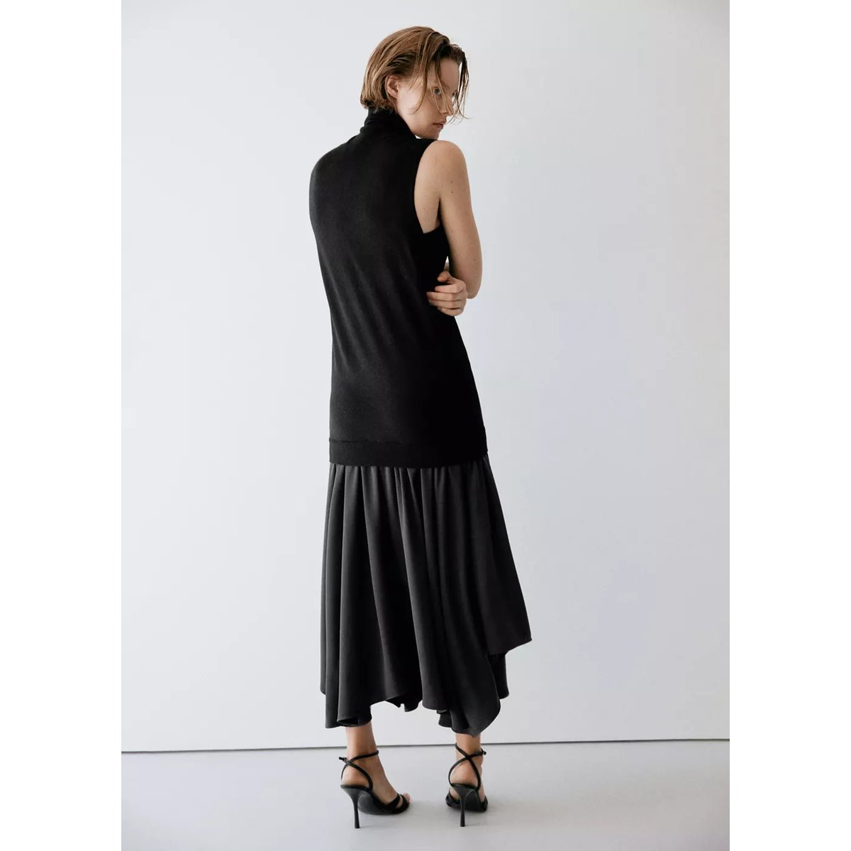 Robe maille combiné asymétrique noir, MANGO