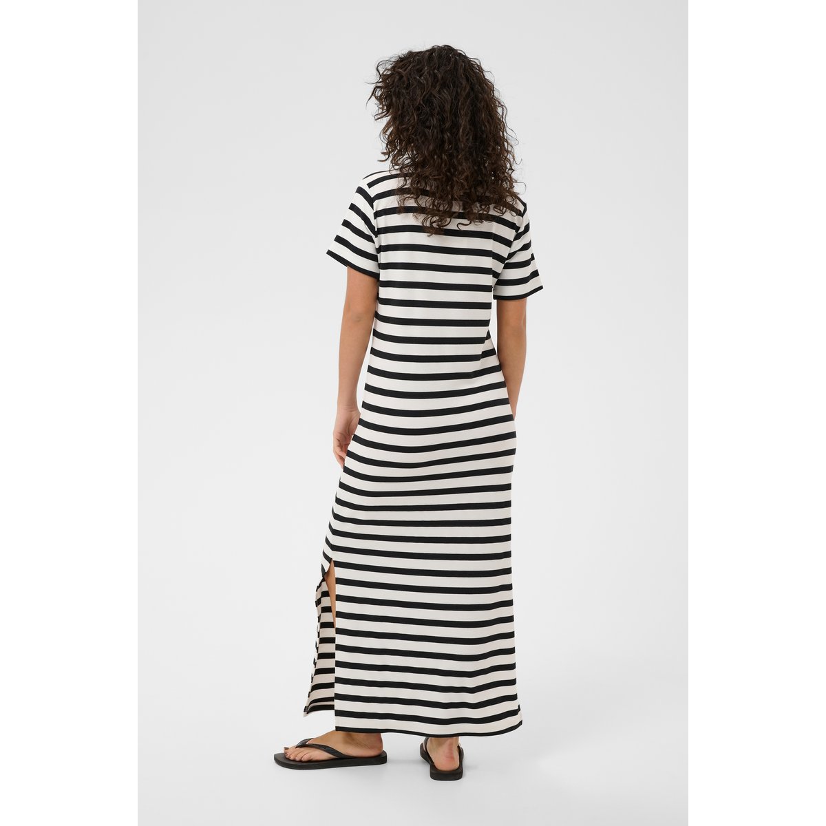 Robe blanc chalk/black stripes, KAFFE