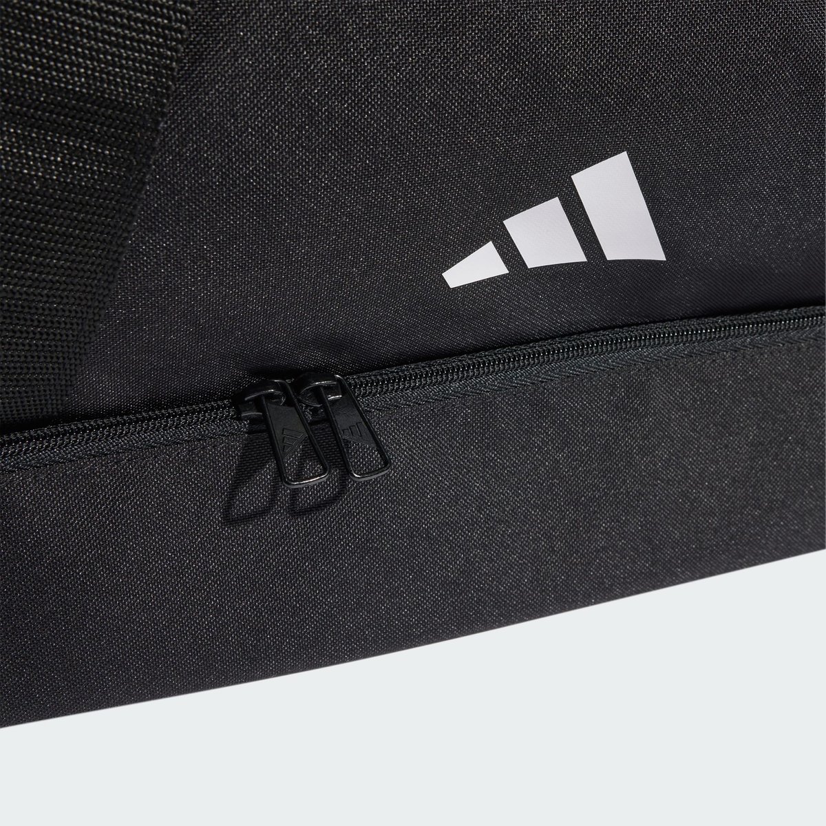 Sac De Sport Mercedes - Amg Petronas Formula 1 Team Dna Sac De Sport Mercedes - Amg Petronas Formula 1 Team Dna black, adidas Performance