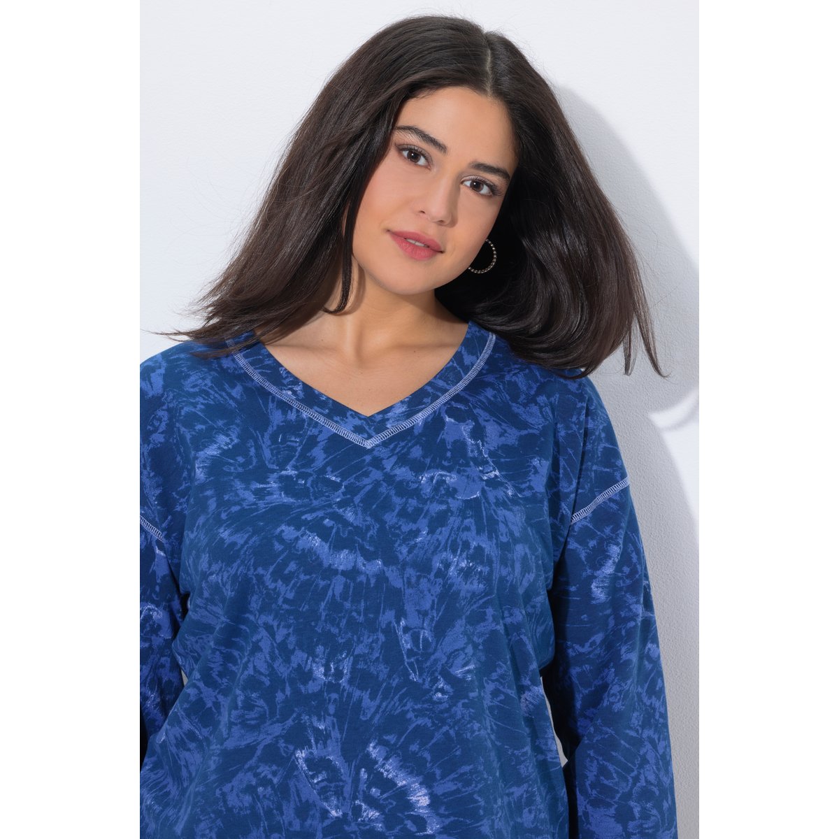Sweat-shirt motif papillons bleu encre, ULLA POPKEN