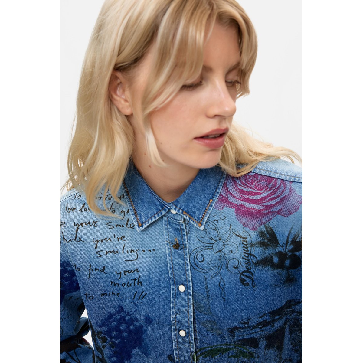 Chemise en denim imprimée bleu clair, DESIGUAL