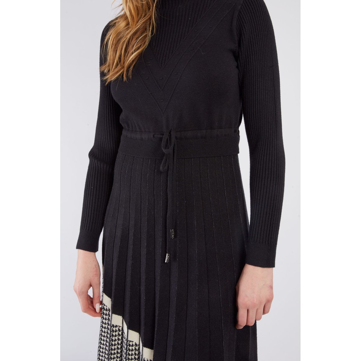 Robe mi-longue en maille CASSIOPEE noir, DERHY