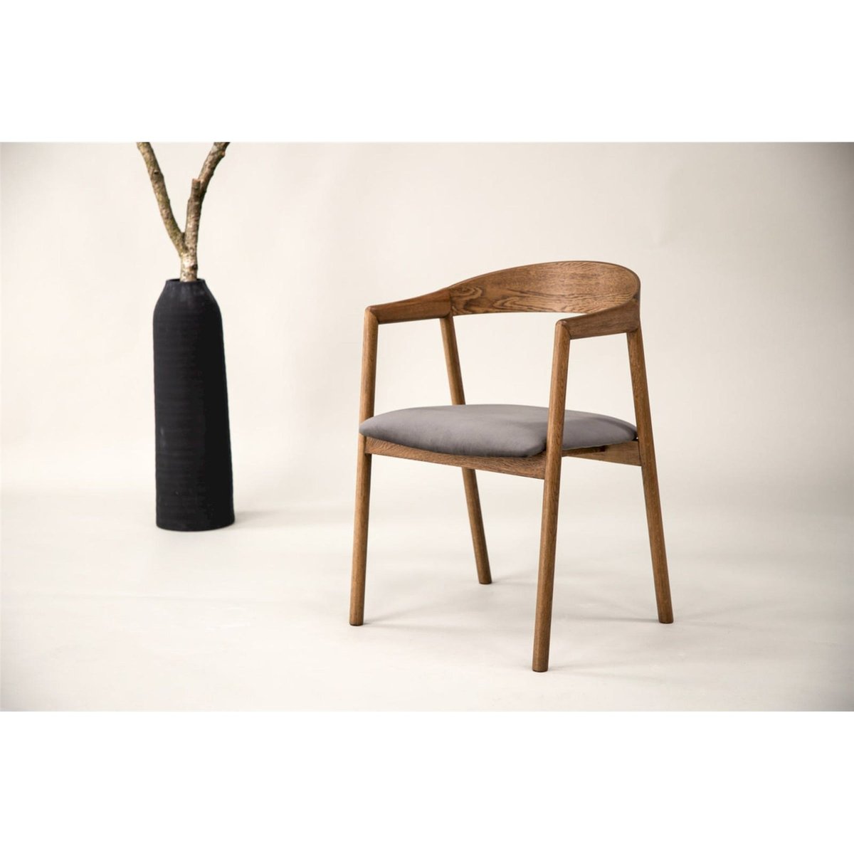 Chaise en bois massif collection AXENESS bois d'aspect chêne et gris, RECOLLECTION