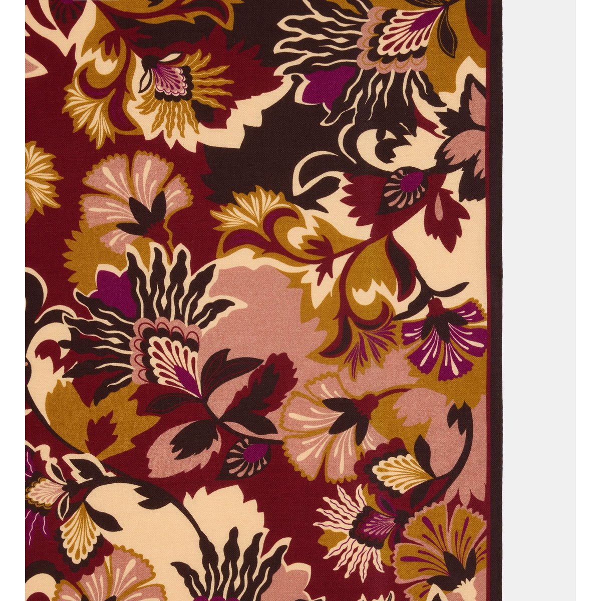 Carré sophelia fleurs rose, GALERIES LAFAYETTE