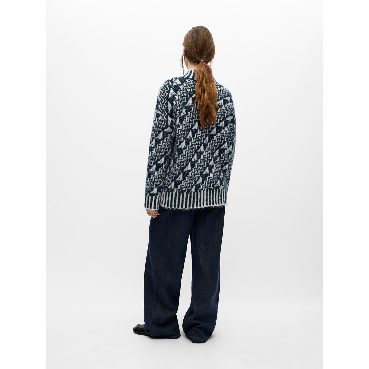 Pull bleu - sky captain1, OBJECT