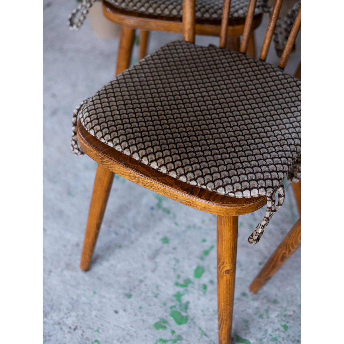 Chaise scandinave vintage Alma N°2048 - Bon état bois clair, DEBONGOUT