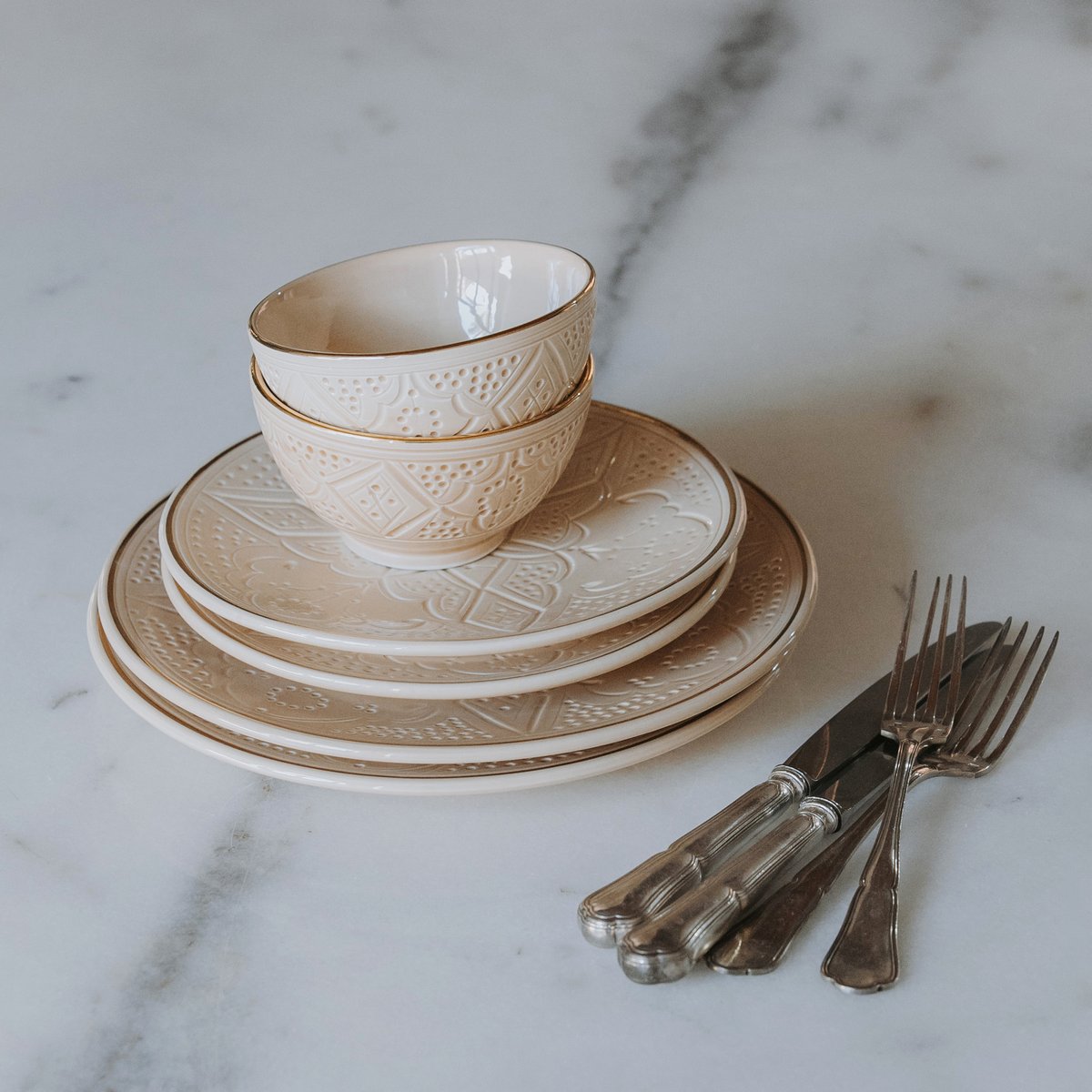 Assiette EMPREINTE beige sahara, CHABI CHIC