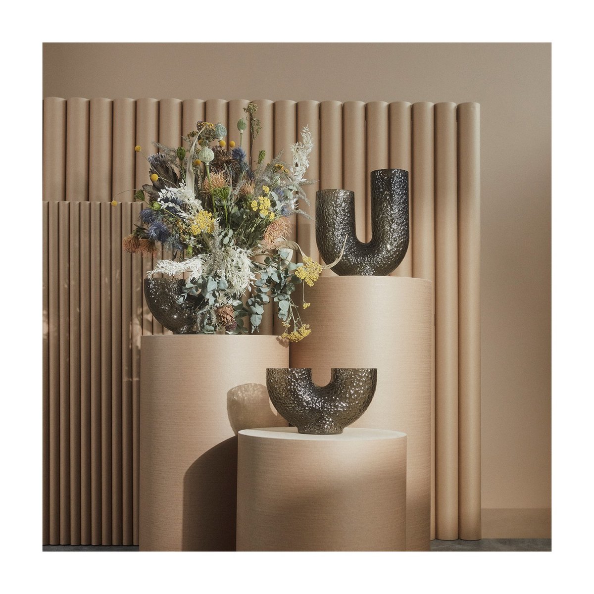Vase Verre Soufflé H 40 cm Arura noir, AYTM