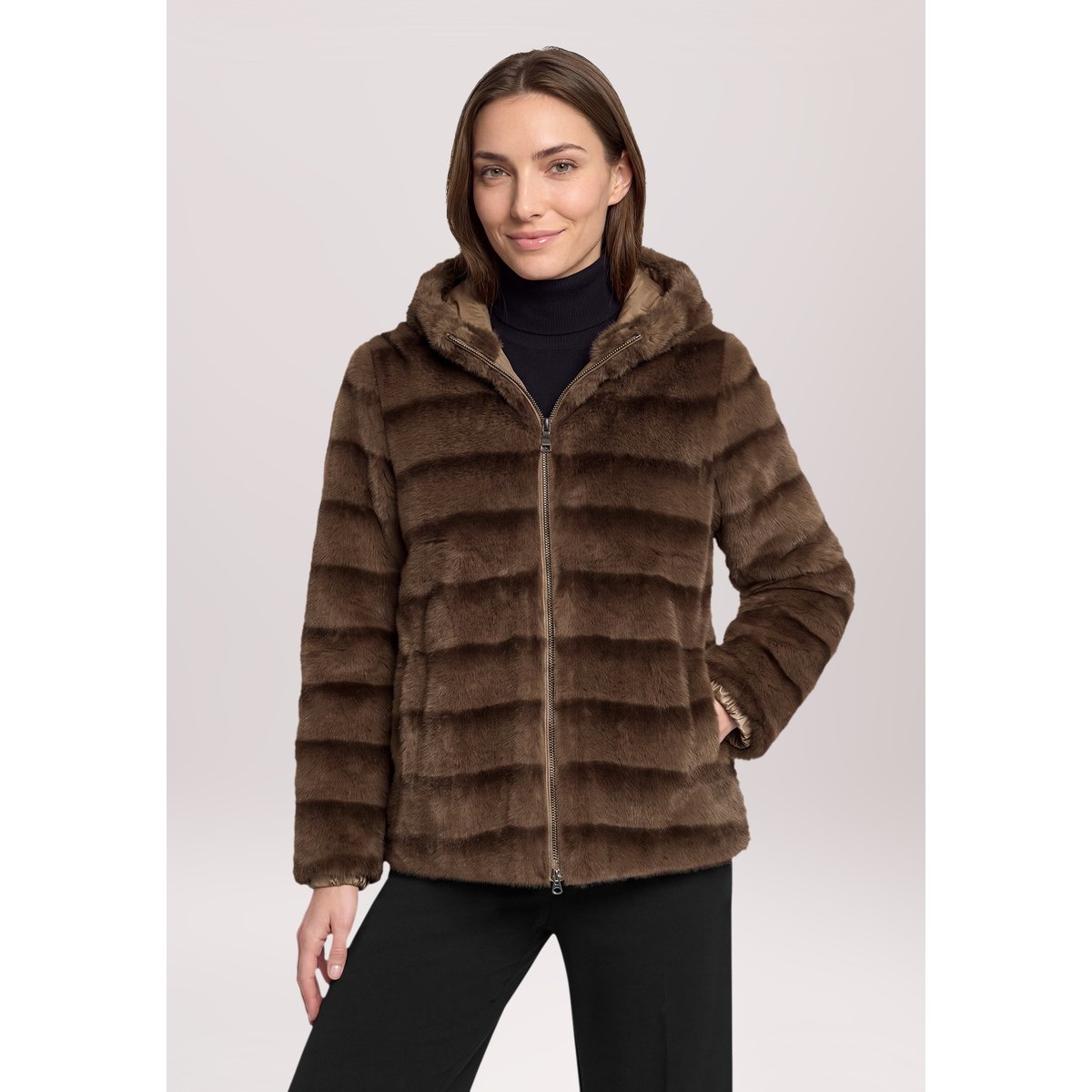 Veste en peluche à capuche taupe/marron, BETTY BARCLAY