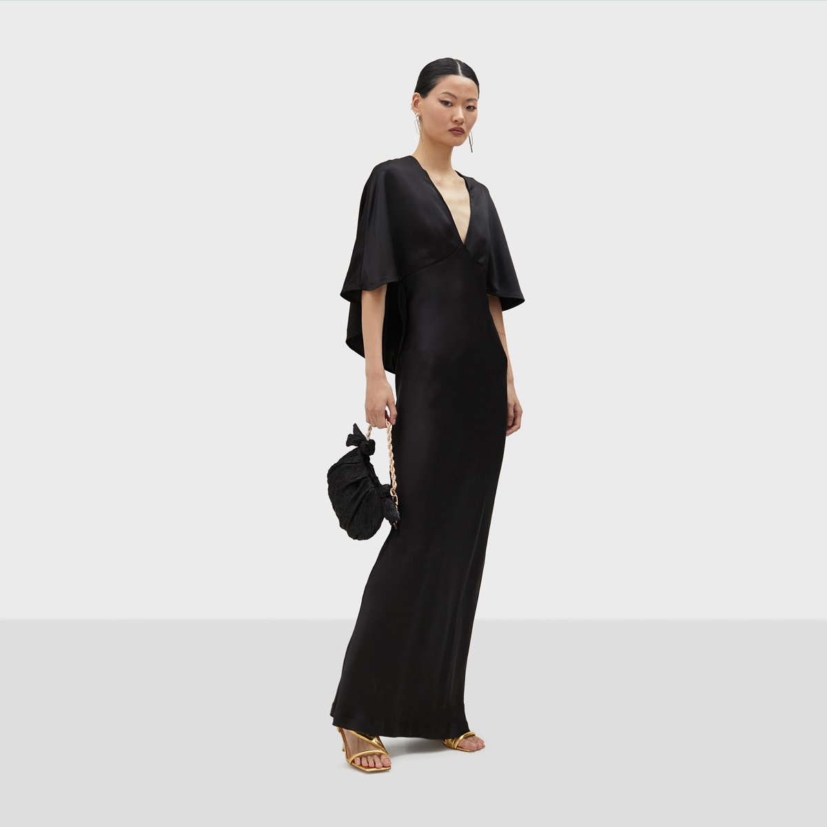 Robe longue avec cape court noir, LOLA CASADEMUNT
