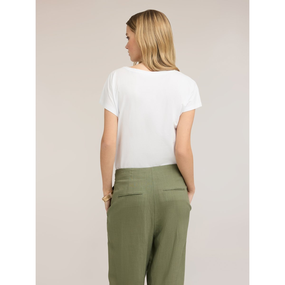 T-shirt avec broderie sur l'épaule blanc, MOTIVI