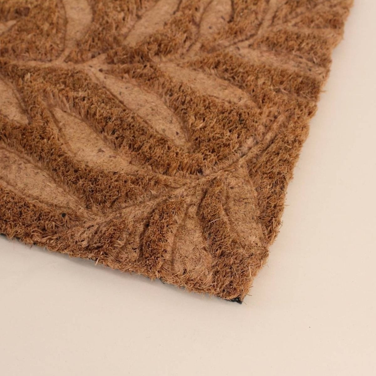 Paillasson de marche coco embossé feuillages 25x75cm marron, ORNAMI