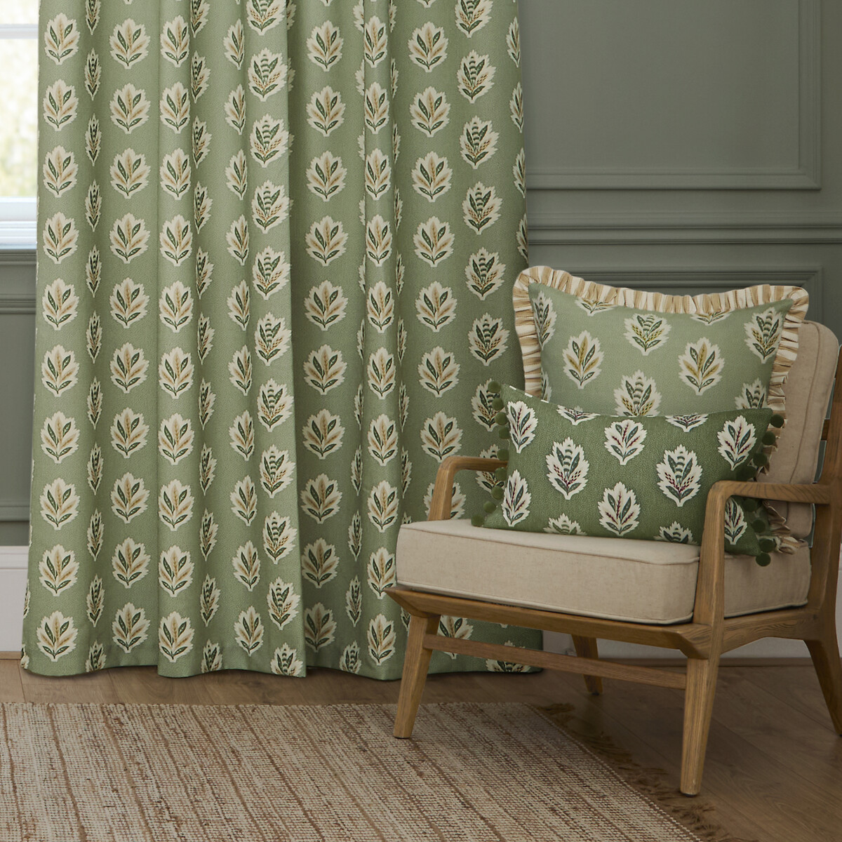 Sessile Leaf Printed Pencil Pleat Curtains sage, SANDERSON