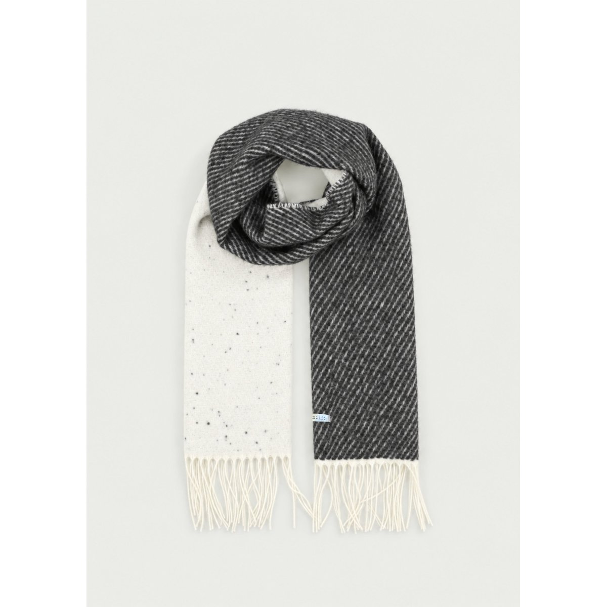 Écharpe ecru/anthracite, HUMILITY