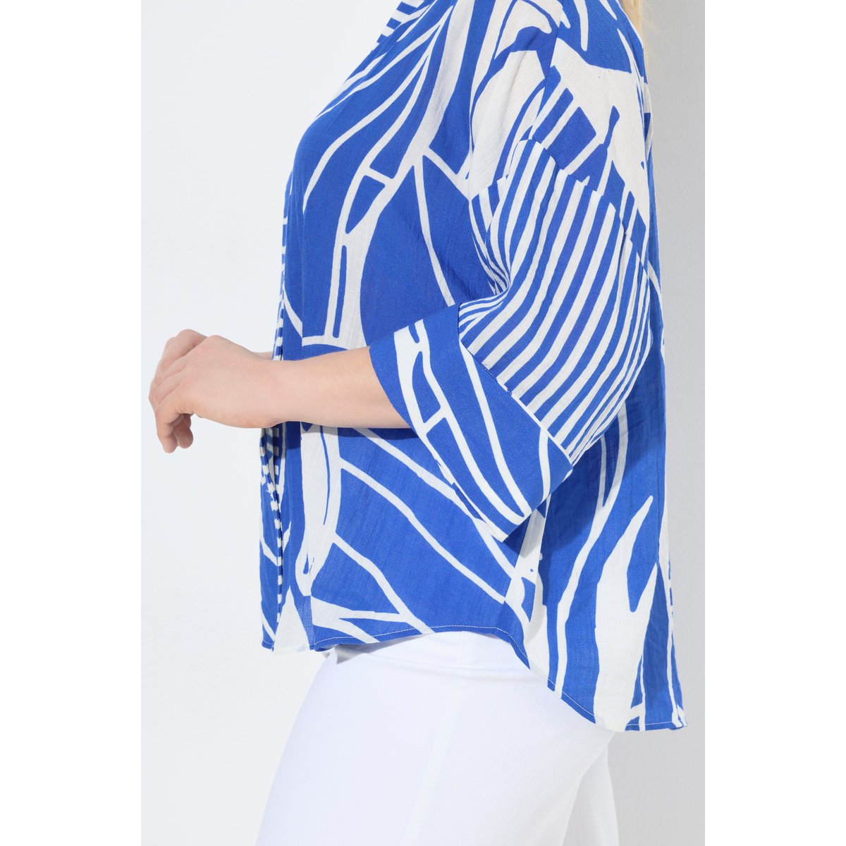 Chemisier oversize, motif floral bleu azur, ULLA POPKEN